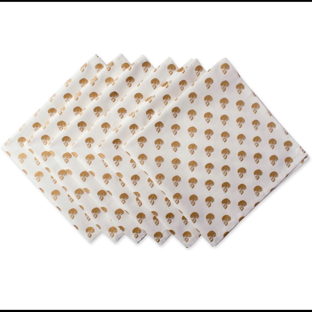 Set of 6 gold metallic skull fabric napkins Halloween new